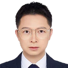 孔亮 Bio Photo