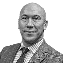 Eric Ellis Bio Photo