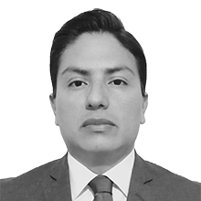 Gilberto Flores Bio Photo