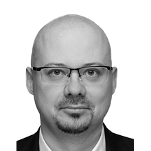 Headshot of Andrzej S. Bartelski